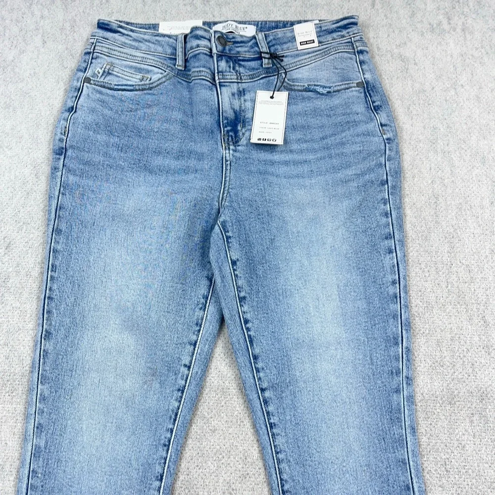 Judy Blue includes item